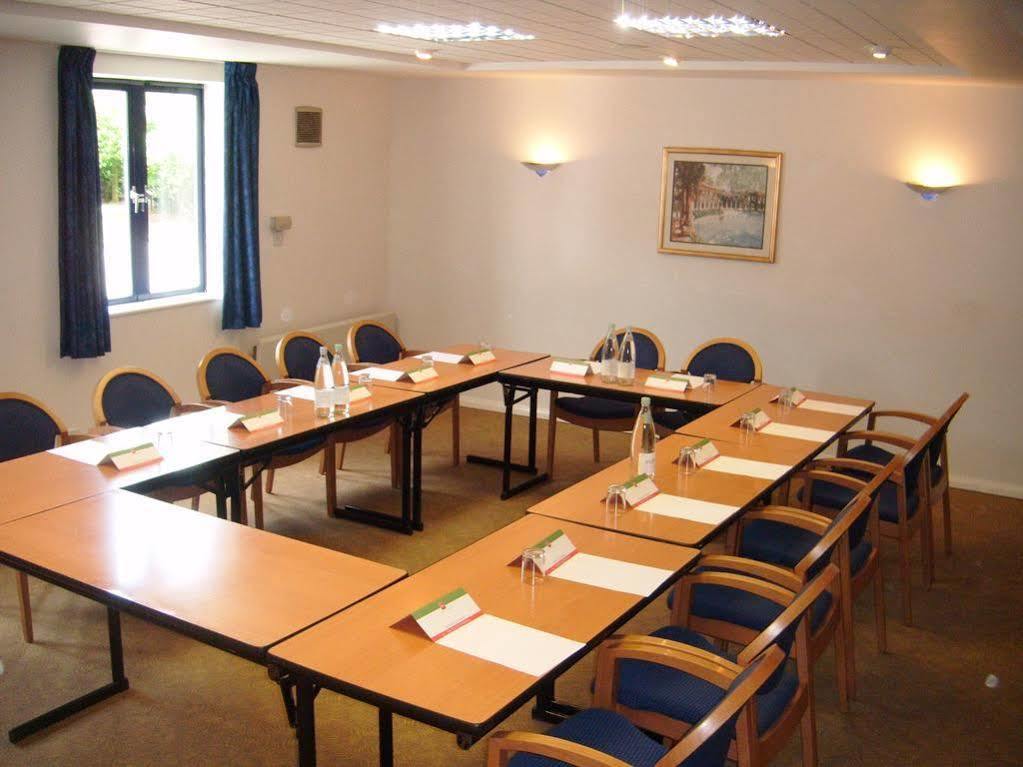 Ibis Rotherham East - Luaran gambar